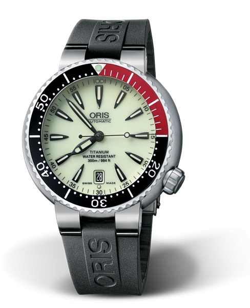 Oris 01 733 7562 7159-07 4 24 34TEB : Divers Date Titanium / Lume / Rubber