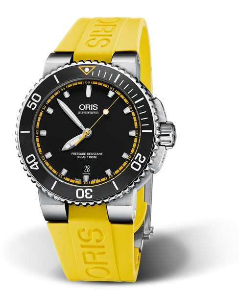 Oris 01 733 7653 4127-07 4 26 33EB : Aquis Date 43 Stainless Steel / Black - Yellow / Rubber