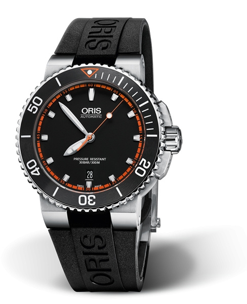 Oris 01 733 7653 4128-07 4 26 34EB : Aquis Date 43 Stainless Steel / Black - Red / Rubber