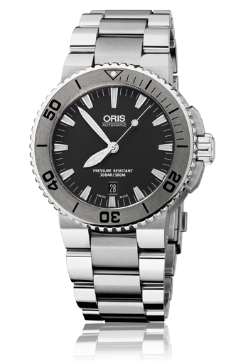 Oris 01 733 7653 4153-07 8 26 01PEB : Aquis Date 43 Stainless Steel / Black / Bracelet