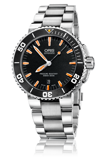 Oris 01 733 7653 4159-07 8 26 01PEB : Aquis Date 43 Stainless Steel / Black / Bracelet
