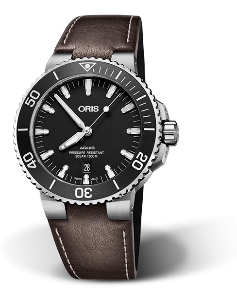Oris 01 733 7730 4124-07 5 24 10EB : Aquis Date 43.5 Stainless Steel / Matte Black / Calf