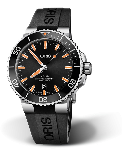 Oris 01 733 7730 4159-07 4 24 64EB : Aquis Date 43.5 Stainless Steel / Black / Rubber