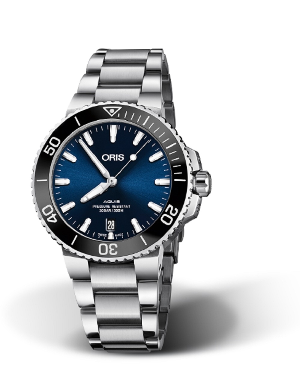Oris 01 733 7732 4135-07 8 21 05PEB : Aquis Date 39.5 Stainless Steel / Blue / Bracelet