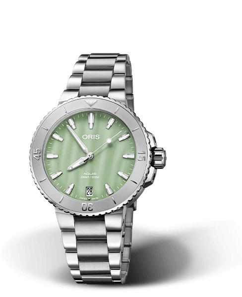 Oris 01 733 7770 4157-07 8 18 05P : Aquis Date 36.5 Stainless Steel / Green MOP / Bracelet