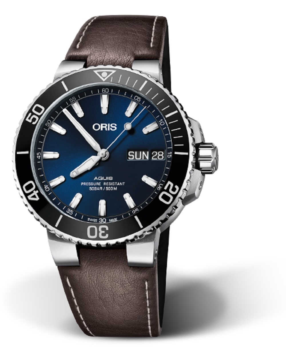 Oris 01 752 7733 4135-07 5 24 10EB : Aquis Big Day Date 45.5 Stainless Steel / Blue / Calf