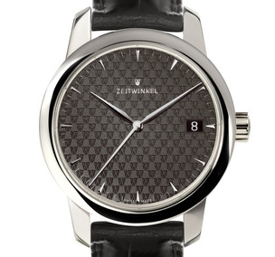 Zeitwinkel 032° Black : 032° Black