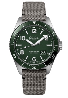 Glashütte Original 1-36-13-07-83-34 : SeaQ Panorama Date Stainless Steel / Green / Synthetic - Folding