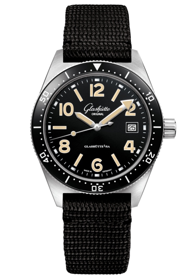 Glashütte Original 1-39-11-06-60-05 : SeaQ Date Stainless Steel / Black / Synthetic - Pin