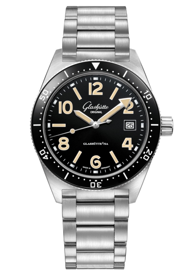 Glashütte Original 1-39-11-06-60-70 : SeaQ Date Stainless Steel / Black / Bracelet