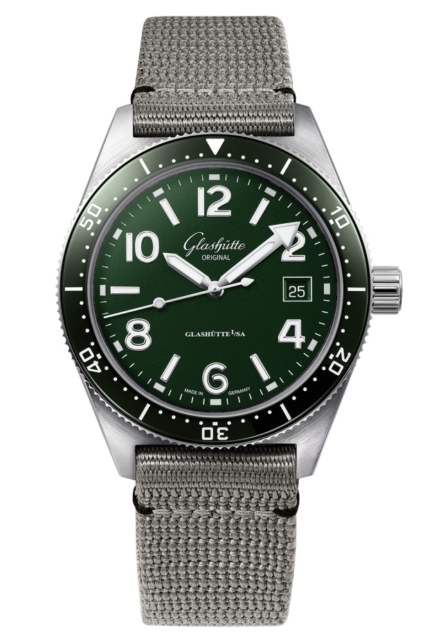 Glashütte Original 1-39-11-13-83-08 : SeaQ Date Stainless Steel / Green / Synthetic - Pin