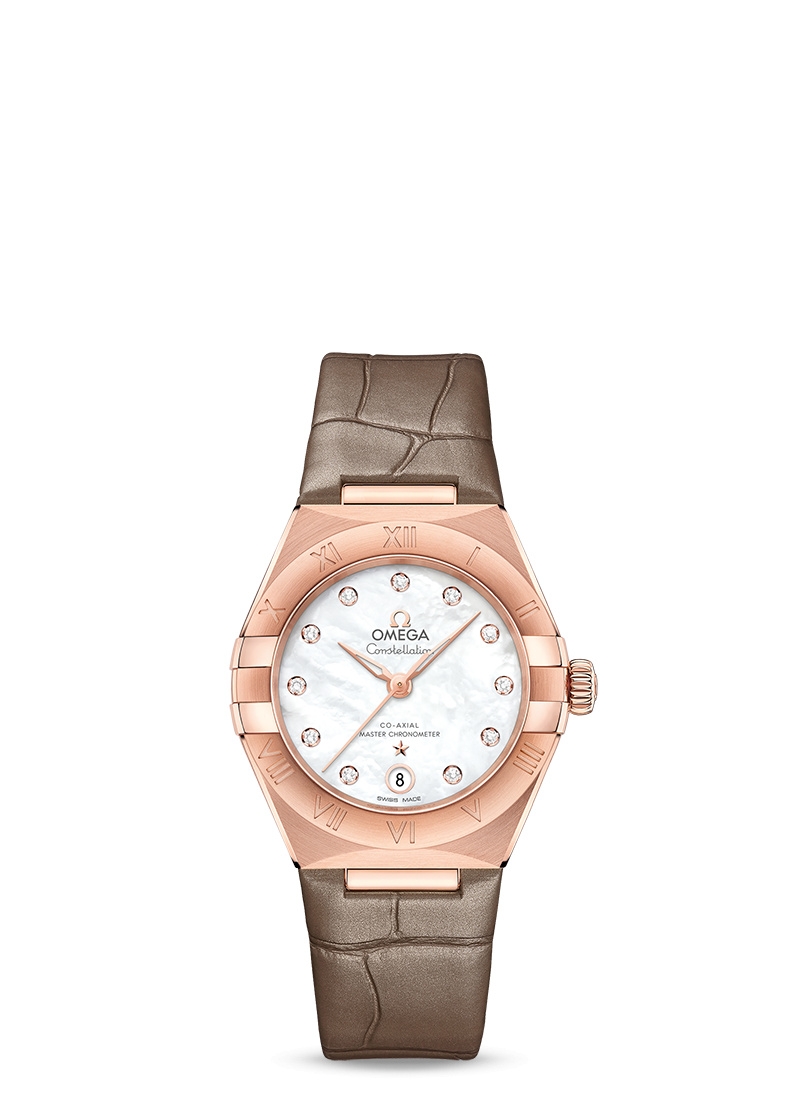 Omega 131.53.29.20.55.002 : Constellation Manhattan 29 Co-Axial Master Chronometer Sedna Gold / MOP