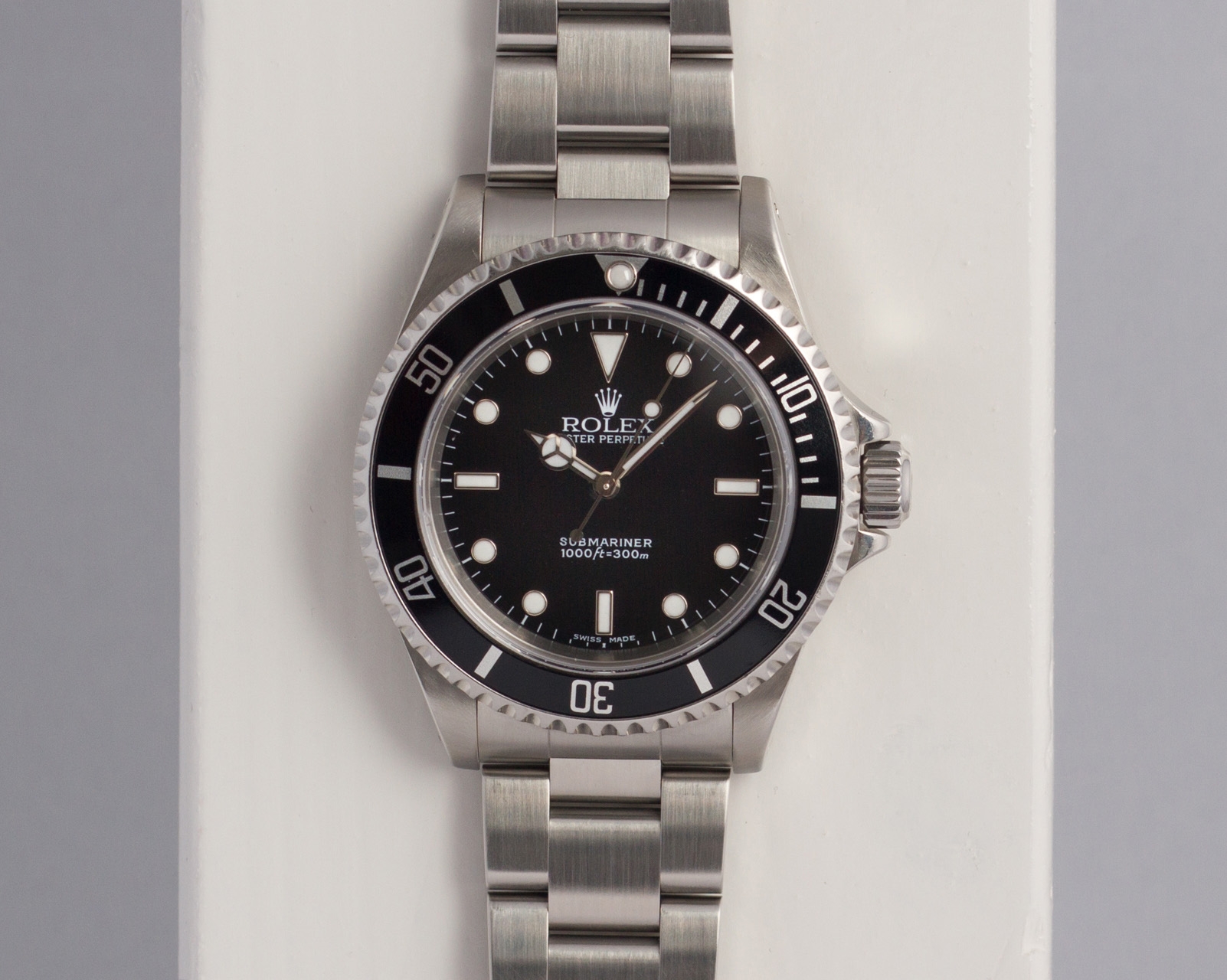 Rolex 14060M-0001 : Submariner No-Date / Stainless Steel / Black