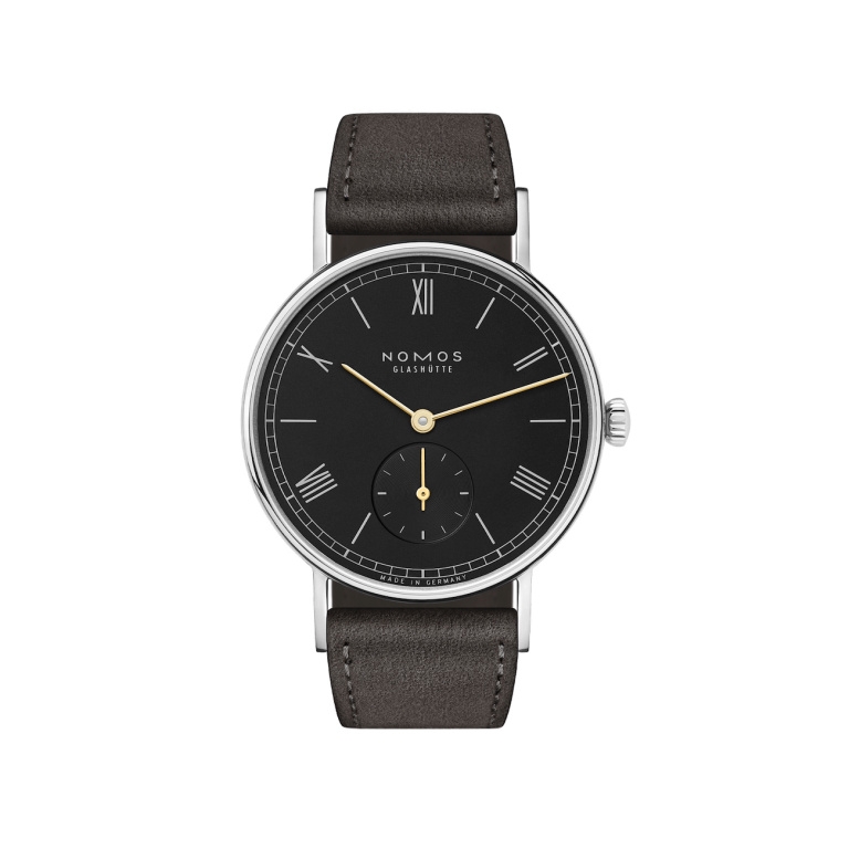 Nomos Glashütte 226 : Ludwig 33 Noir / Closed Case Back