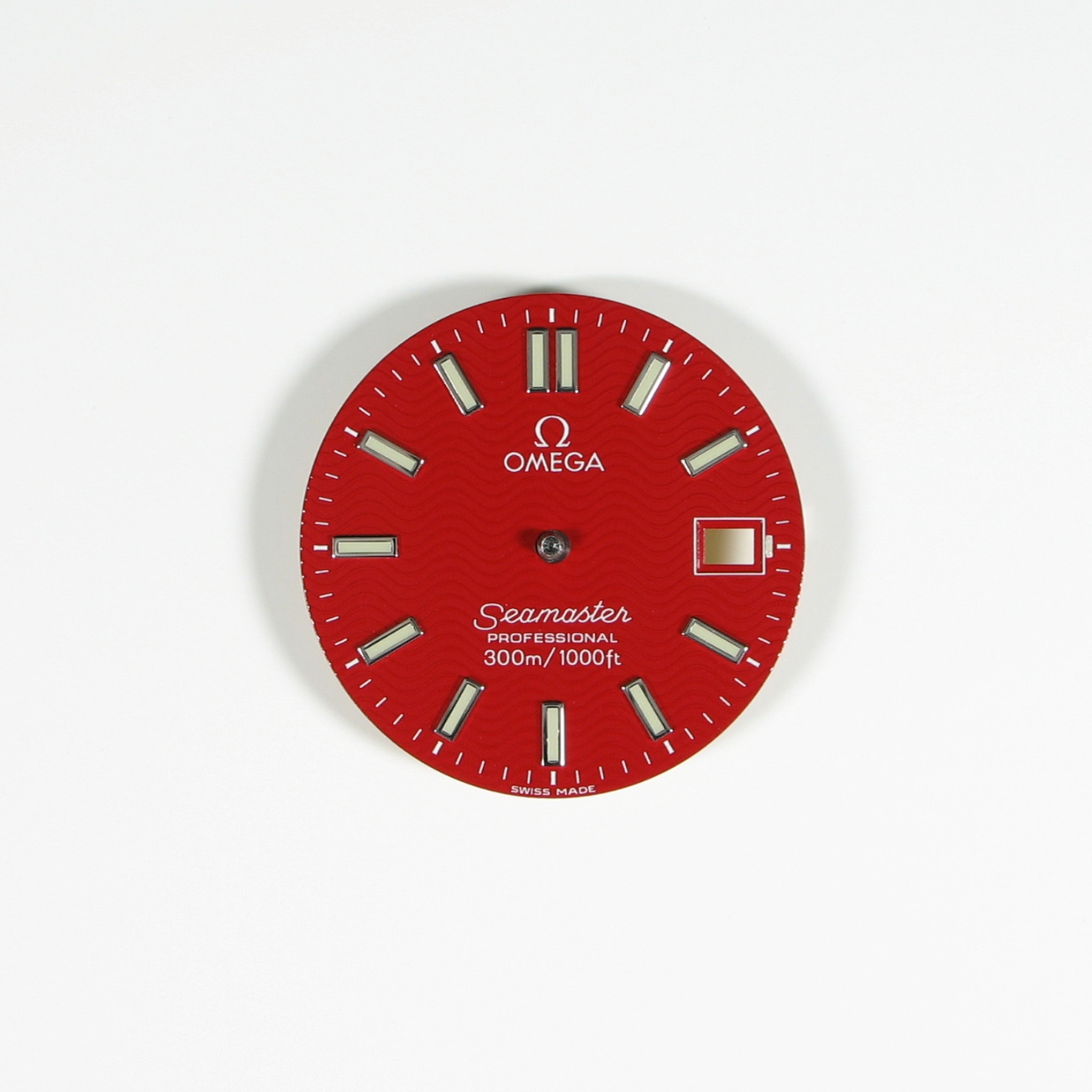 Omega 2562.60.00 : Seamaster Diver 300M Quartz 36.25 Stainless Steel / Red / Bracelet / Marui