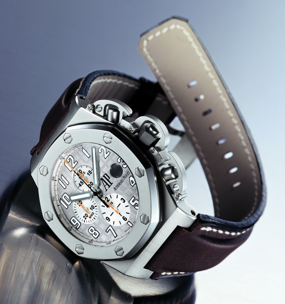 Audemars Piguet 25863TI.O.A080CU.01 : Royal Oak OffShore 25863 T3 Titanium / Silver