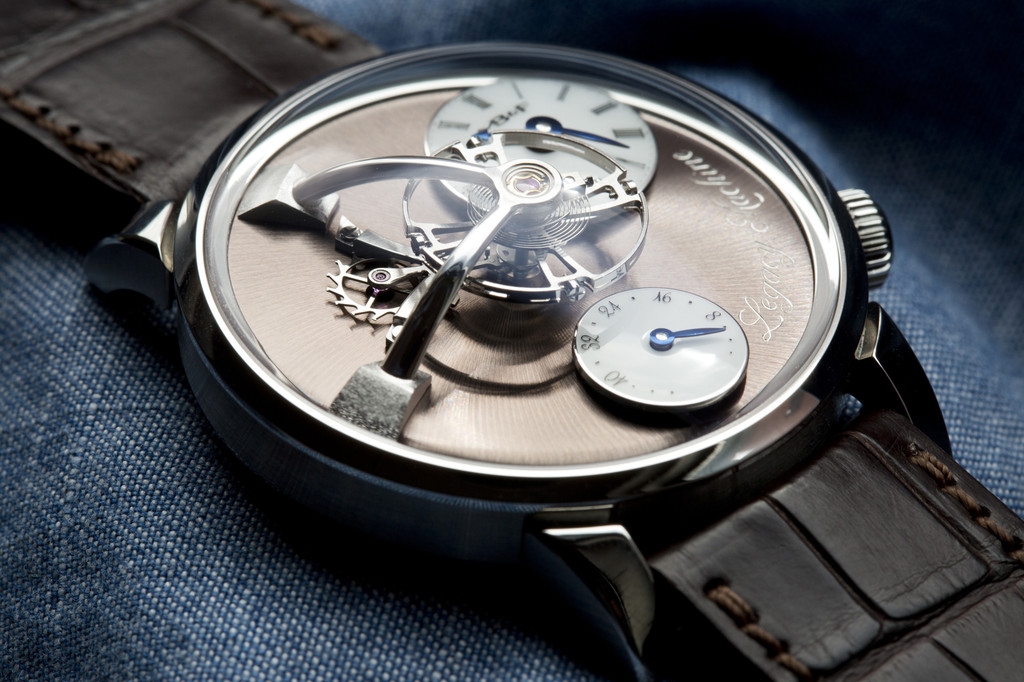 MB&F 51.ST.W : Legacy Machine  LM101 Hodinkee