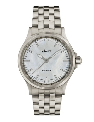Sinn 556.0102 : Series 556 I Mother-of-pearl W