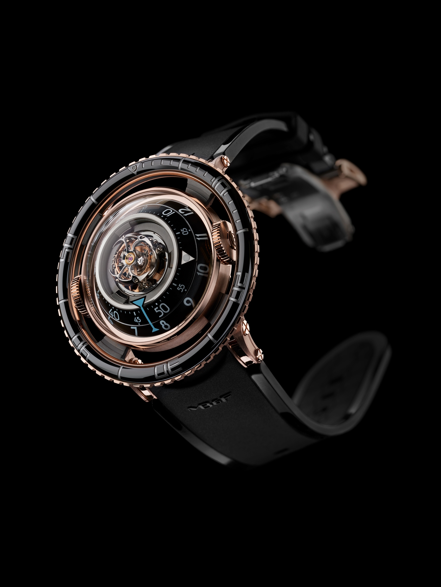 MB&F 70.RLB.B : Horological Machine N°7 Aquapod Red Gold / Black