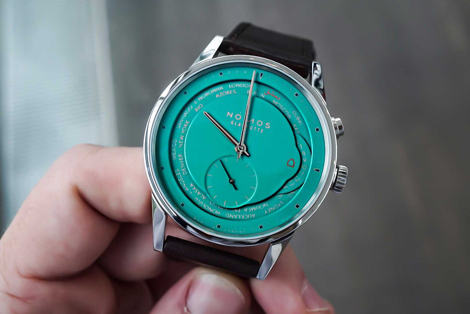 Nomos Glashütte 805.AWC : Zürich Weltzeit Arab Watch Club