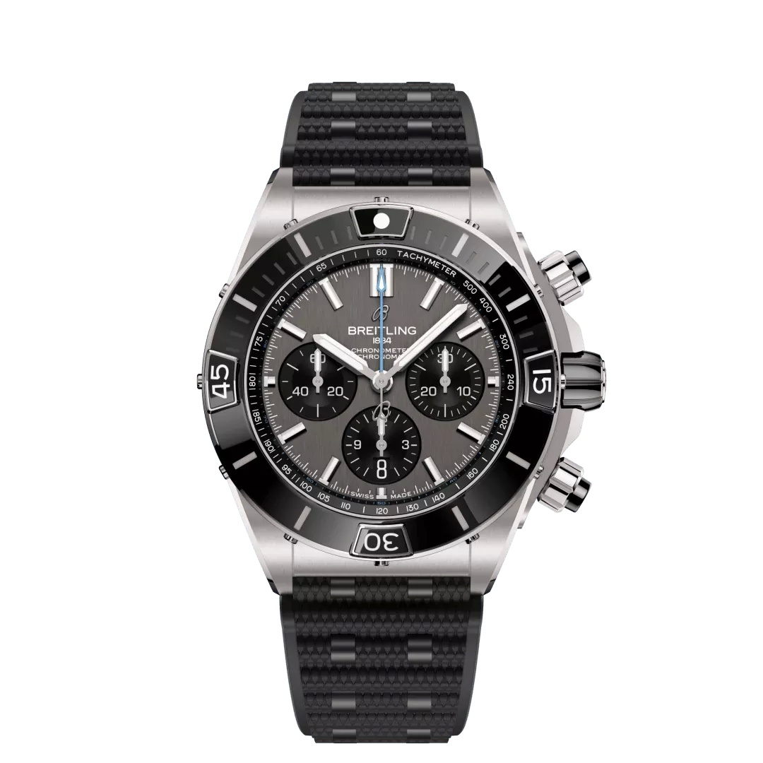 Breitling EB0136251M1S1 : Super Chronomat B01 44 Titanium / Grey / Rubber Rouleaux