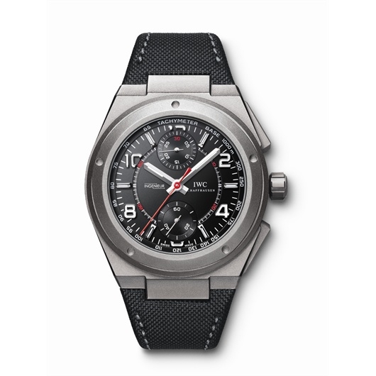 IWC IW3725-04 : Ingenieur Chronograph AMG Strap