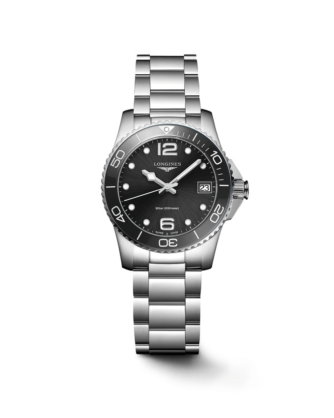 Longines L3.370.4.56.6 : HydroConquest 32 Quartz Stainless Steel / Black / Bracelet