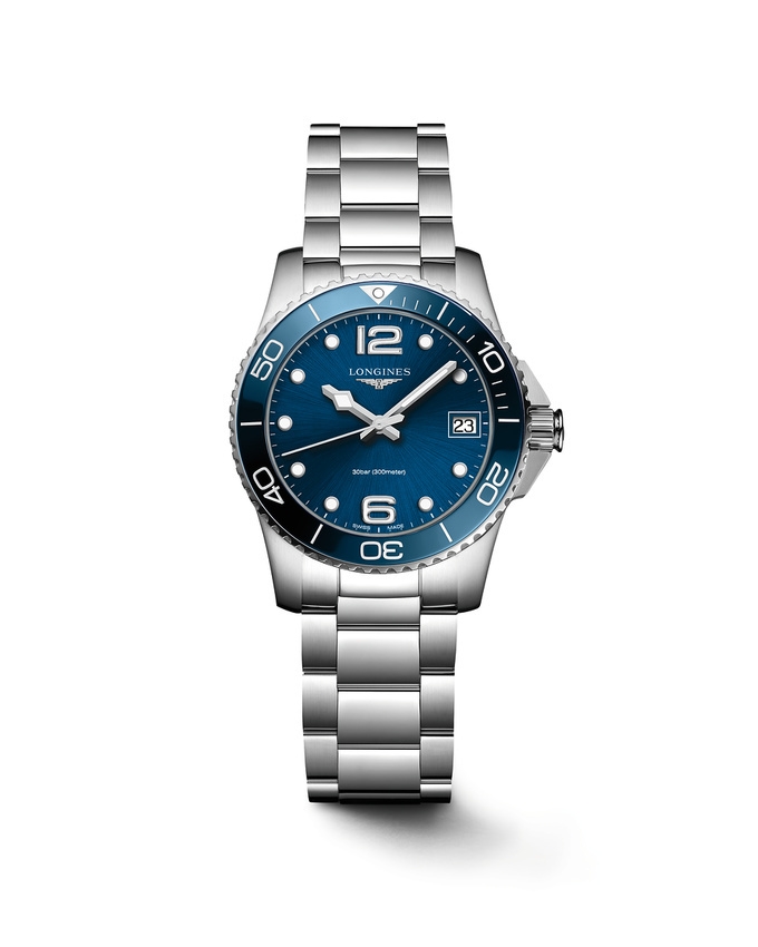 Longines L3.370.4.96.6 : HydroConquest 32 Quartz Stainless Steel / Blue / Bracelet