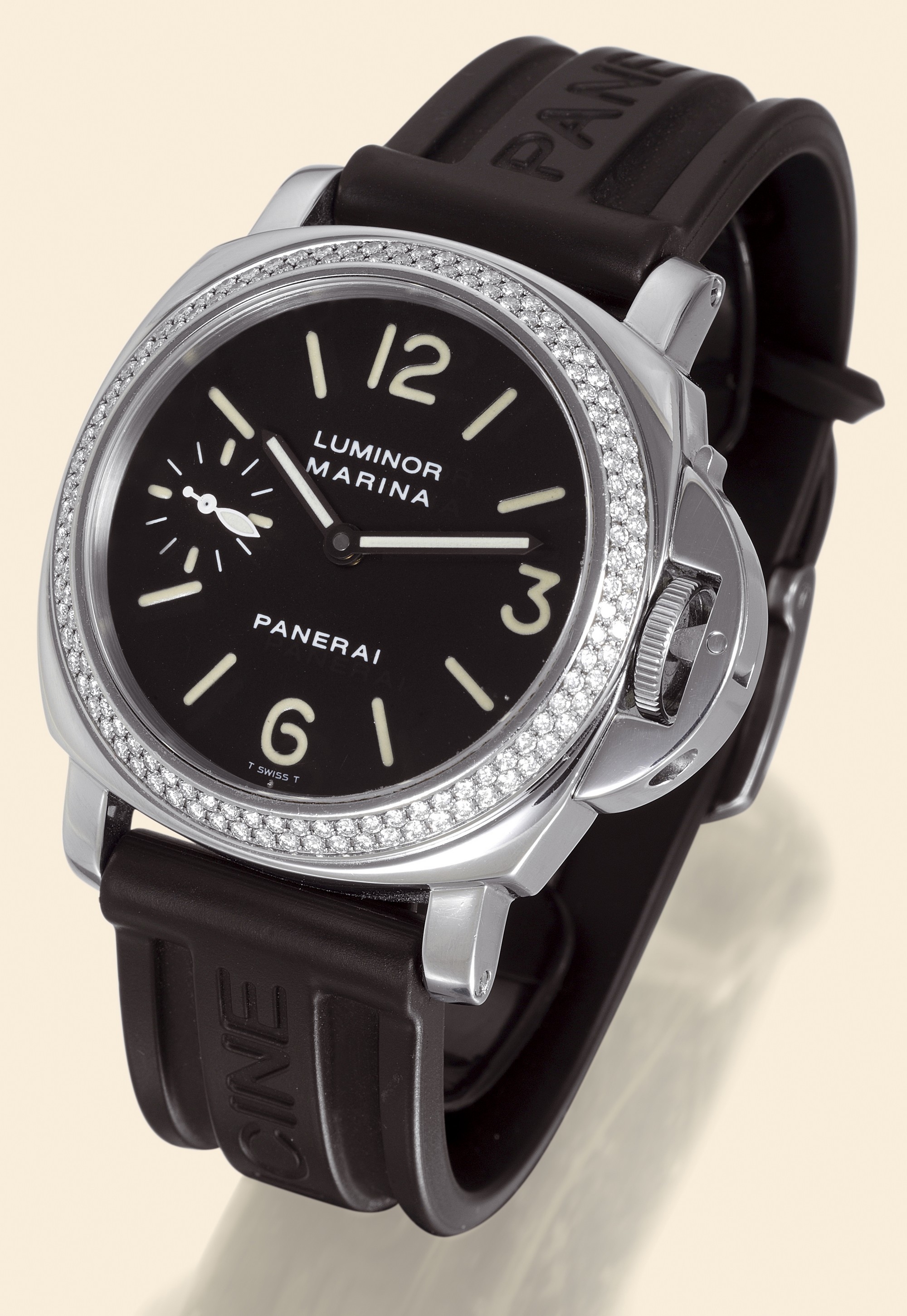 Panerai PAM00031 : Luminor Marina Diamond Bezel