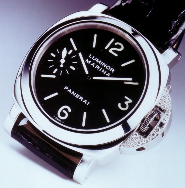 Panerai PAM00033 : Luminor Diamond Protector