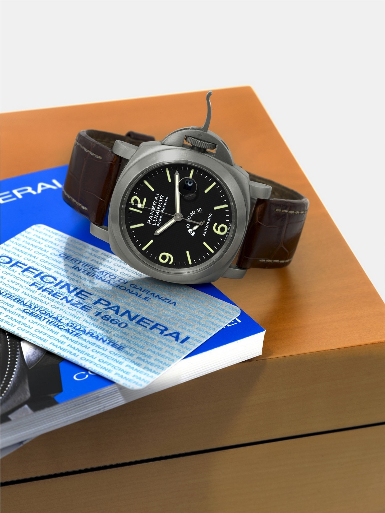 Panerai PAM00057 : Luminor Power Reserve Titanium Titanium