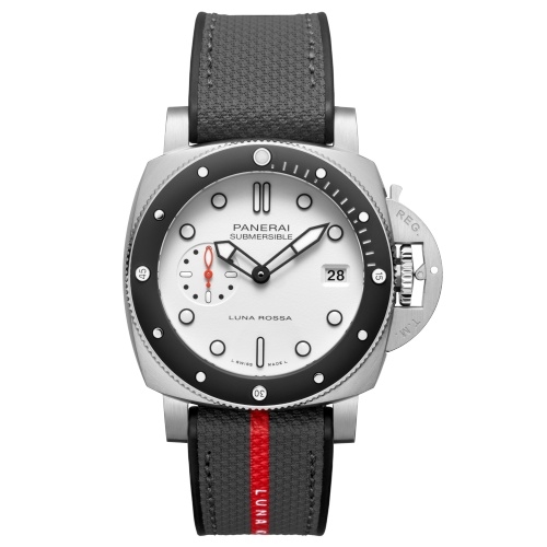 Panerai PAM01579 : Luminor Submersible 42 3 Days Automatic Luna Rossa